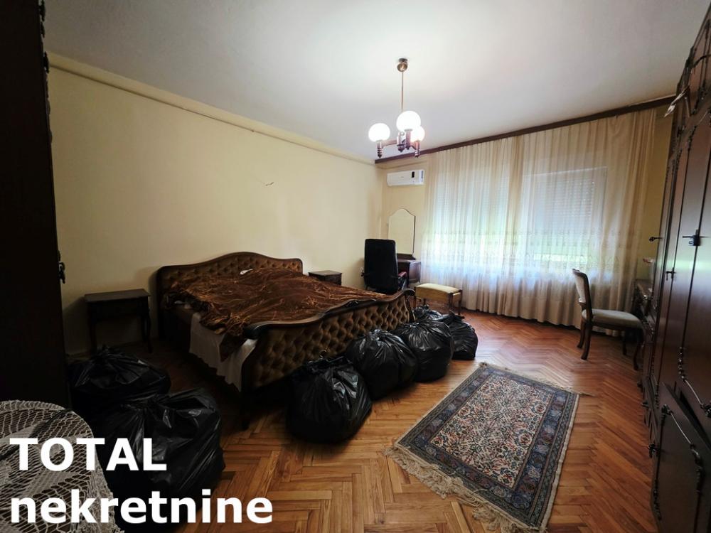 Slika 7 - Stan,NOVI SAD,CENTAR,kv: 130.00, € 399000, ID: 1102880