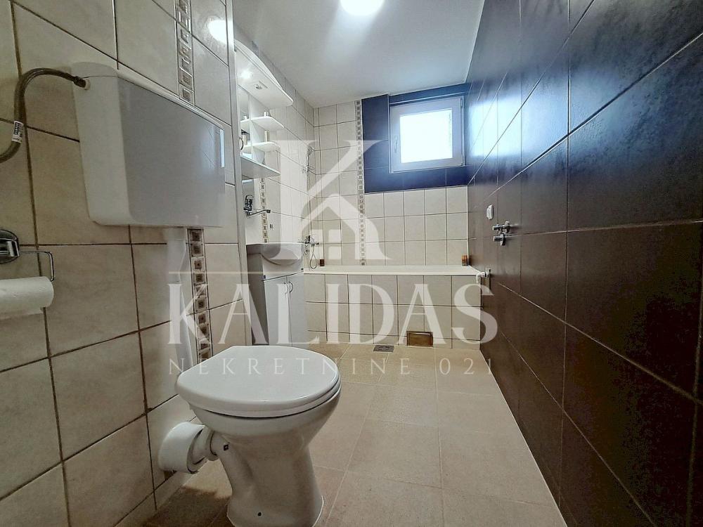 Slika 7 - Stan,NOVI SAD,BULEVAR,kv: 37, € 123600, ID: 1008881
