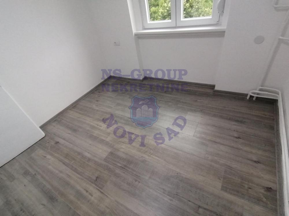 Slika 6 - Jednoiposoban, 31m2, Satelit Novi Sad