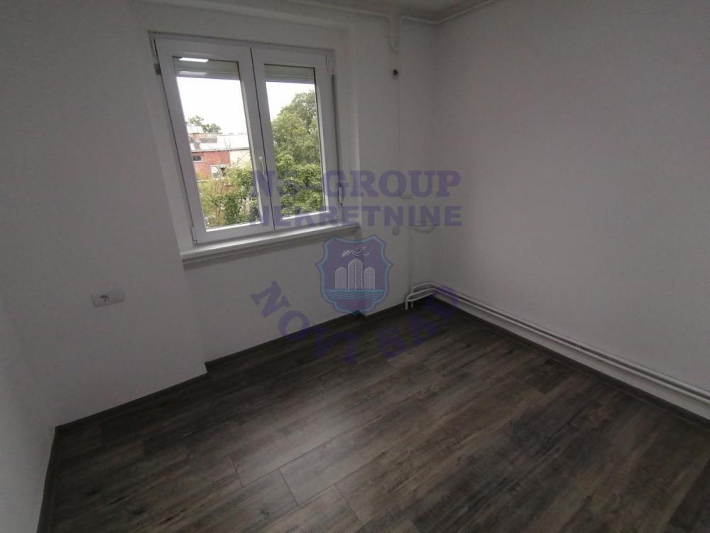 Slika 7 - Jednoiposoban, 31m2, Satelit Novi Sad