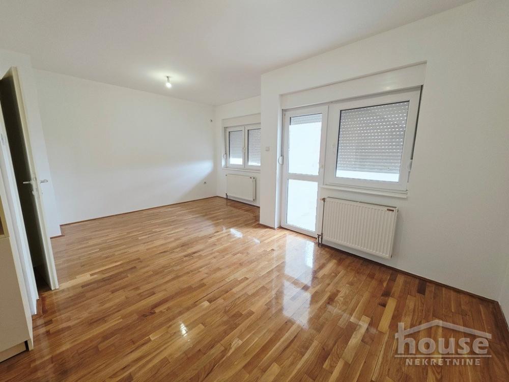 Slika 6 - Stan,NOVI SAD,BULEVAR EVROPE,kv: 96.00, € 185000, ID: 1065820