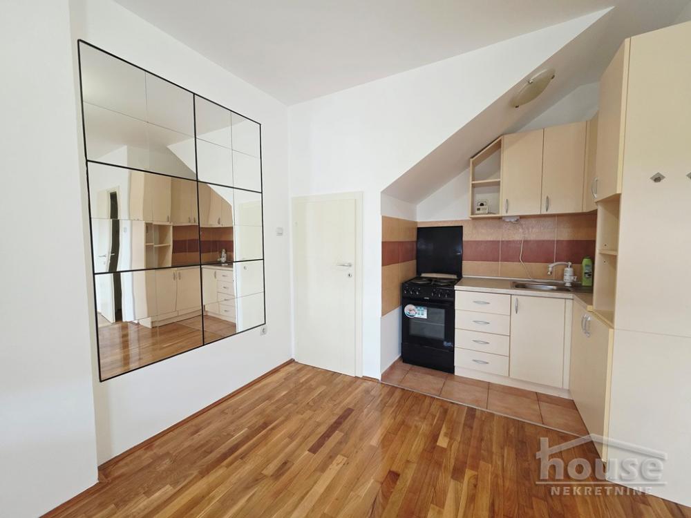 Slika 4 - Stan,NOVI SAD,BULEVAR EVROPE,kv: 96.00, € 185000, ID: 1065820