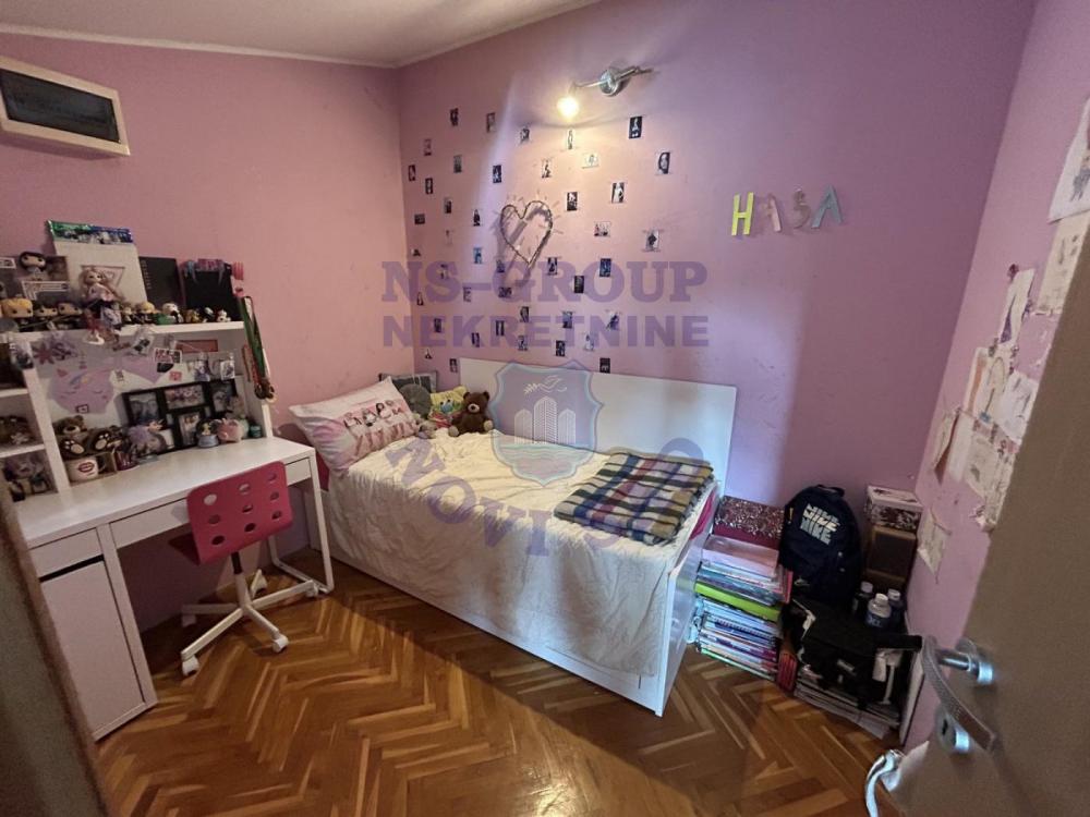 Slika 7 - Trosoban, 70m2, Bulevar oslobođenja Novi Sad, sa terasom, sa parkingom