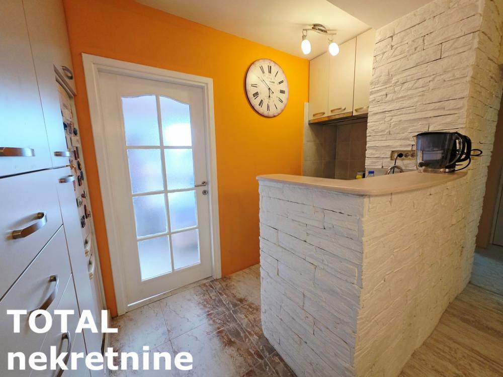 Slika 6 - Stan,NOVI SAD,DETELINARA,kv: 47.00, € 125000, ID: 1102873