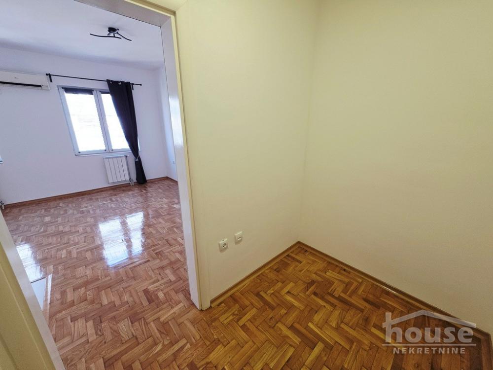Slika 7 - Stan,NOVI SAD,BULEVAR EVROPE,kv: 26.00, € 86410, ID: 1066002