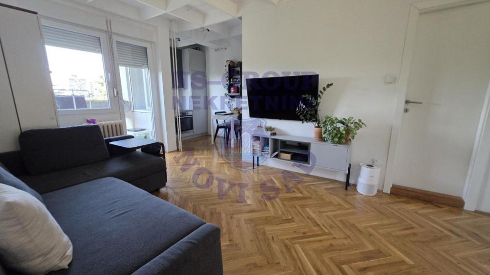 Slika 1 - Jednoiposoban, 39m2, Grbavica Novi Sad
