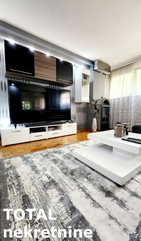 Slika 4 - Stan,NOVI SAD,LIMAN 3,kv: 89.00, € 300000, ID: 1098895