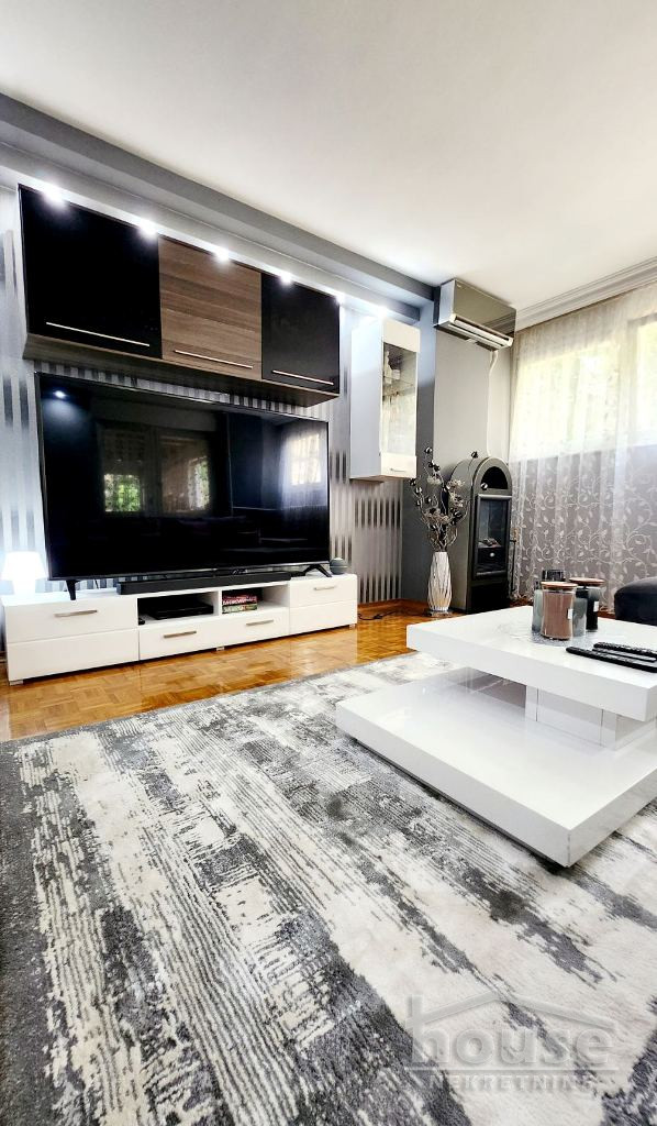 Slika 5 - Stan,NOVI SAD,LIMAN 3,kv: 89.00, € 300000, ID: 1062046