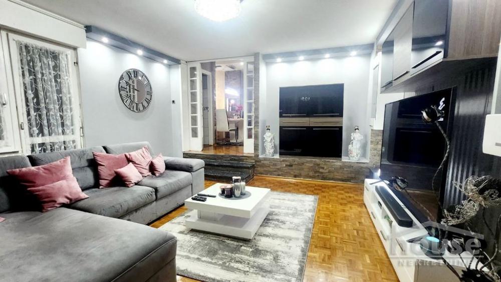 Slika 2 - Stan,NOVI SAD,LIMAN 3,kv: 89.00, € 300000, ID: 1062046