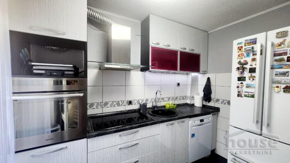 Slika 8 - Stan,NOVI SAD,LIMAN 3,kv: 89.00, € 300000, ID: 1062046