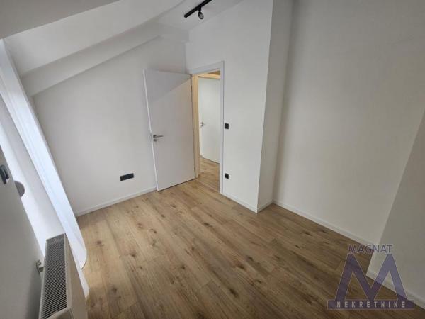 Slika 6 - Stan,NOVI SAD,CENTAR,kv: 58, € 190550, ID: 1019397