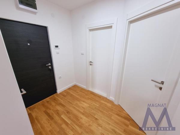 Slika 4 - Stan,NOVI SAD,SOMBORSKI BULEVAR,kv: 63, € 166860, ID: 1019398