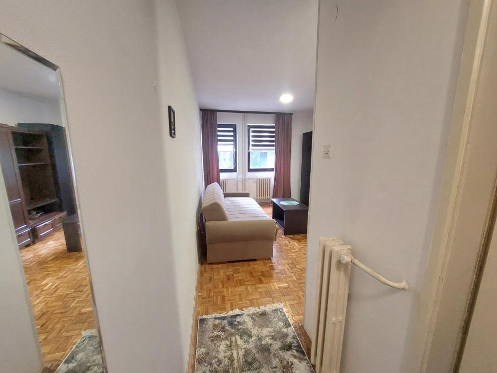 Slika 3 - Stan,NOVI SAD,BULEVAR,kv: 22.00, € 78000, ID: 1059603