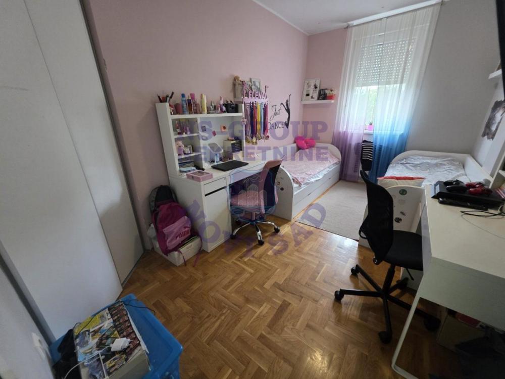 Slika 9 - Odlična prilika! Na prodaju izuzetno svetao i funkcionalan trosoban stan na Bulevaru patrijarha Pavla .