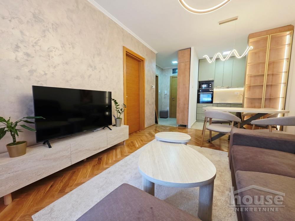 Slika 2 - Stan,NOVI SAD,CENTAR,kv: 42.00, € 155000, ID: 1066041