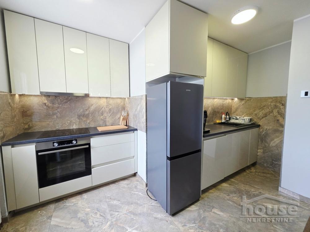 Slika 9 - Stan,NOVI SAD,LIMAN 2,kv: 103.00, € 315000, ID: 1065881