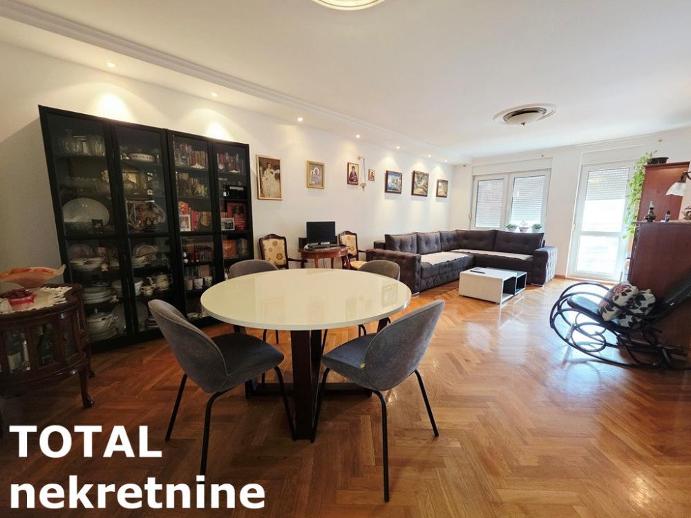 Slika 4 - Stan,NOVI SAD,PODBARA,kv: 70.00, € 195000, ID: 1102885