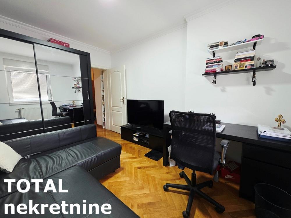 Slika 11 - Stan,NOVI SAD,PODBARA,kv: 70.00, € 195000, ID: 1102885