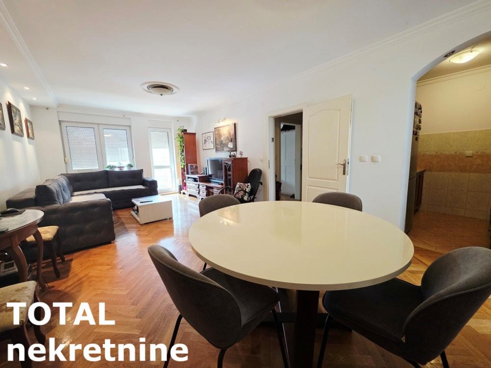 Slika 5 - Stan,NOVI SAD,PODBARA,kv: 70.00, € 195000, ID: 1102885