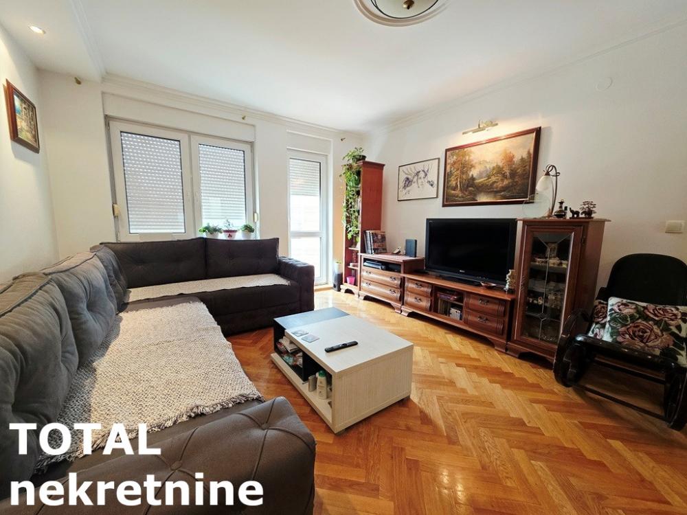 Slika 1 - Stan,NOVI SAD,PODBARA,kv: 70.00, € 195000, ID: 1102885