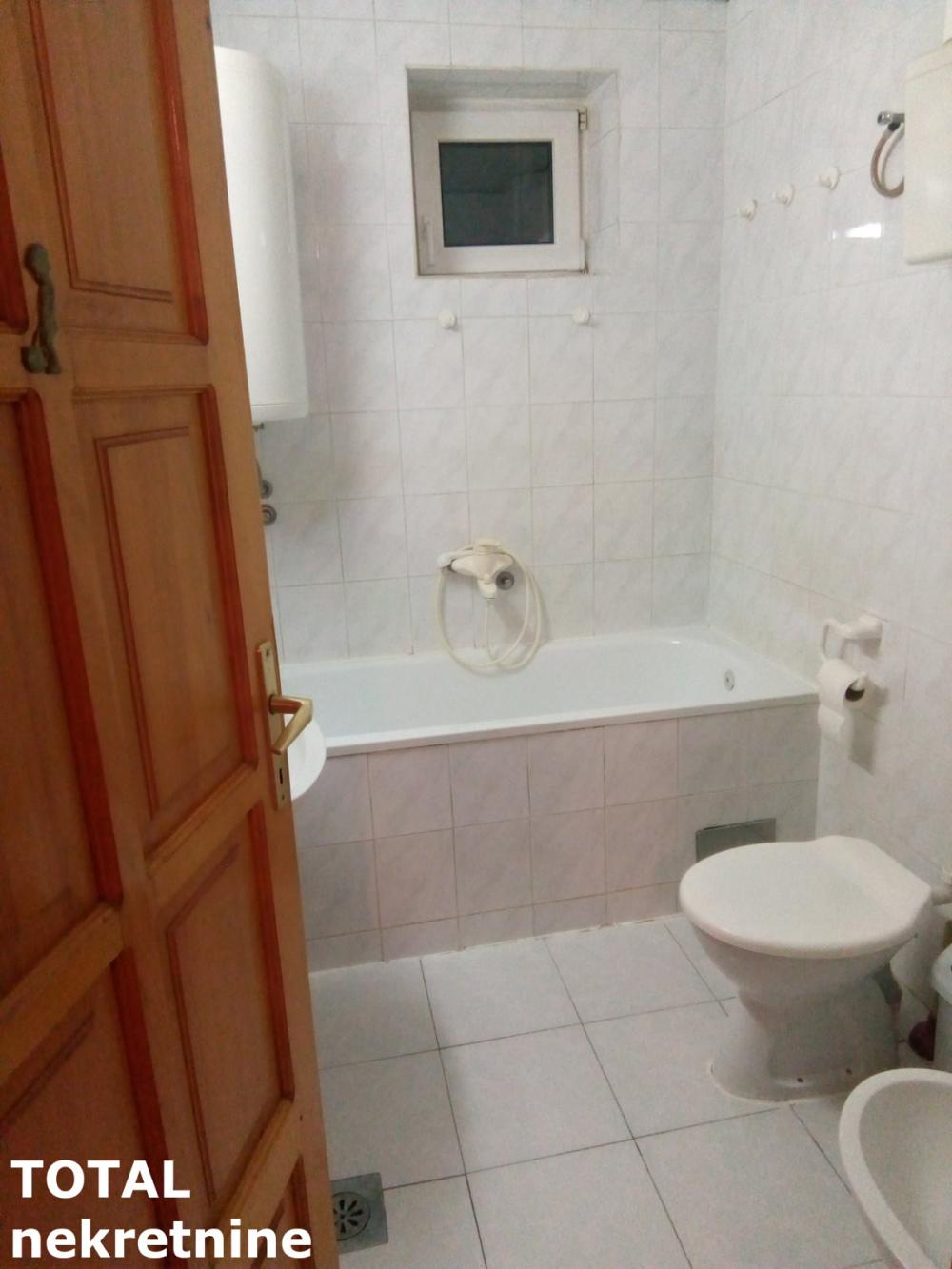 Slika 7 - Stan,NOVI SAD,PODBARA,kv: 95.00, € 237500, ID: 1102837