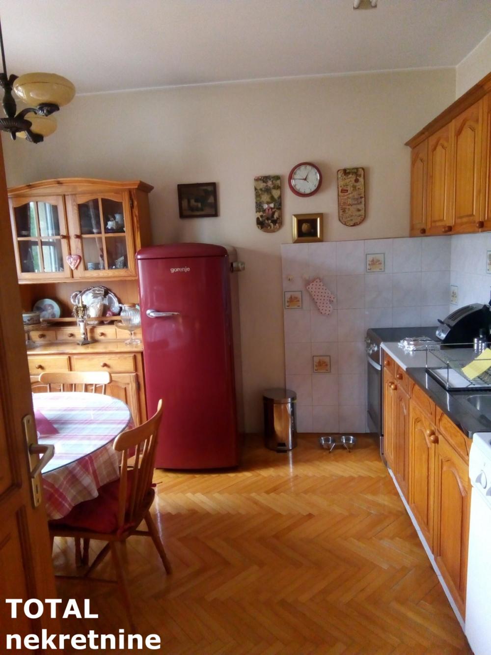 Slika 3 - Stan,NOVI SAD,PODBARA,kv: 95.00, € 237500, ID: 1102837