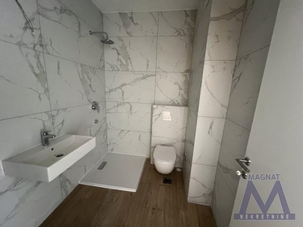 Slika 6 - Stan,NOVI SAD,TELEP,kv: 31, € 92500, ID: 1019248