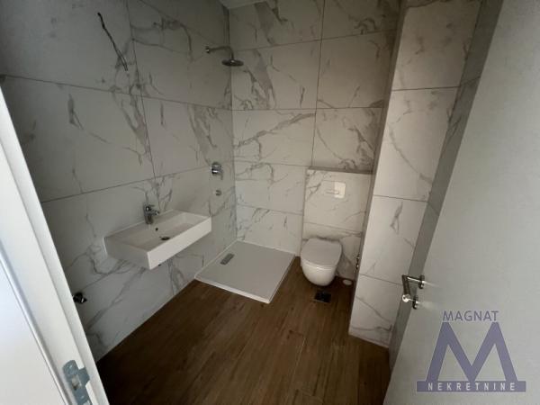 Slika 5 - Stan,NOVI SAD,TELEP,kv: 31, € 92500, ID: 1019248