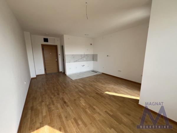 Slika 2 - Stan,NOVI SAD,TELEP,kv: 31, € 92500, ID: 1019248