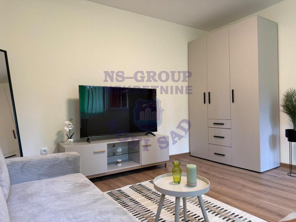 Slika 2 - Jednosoban, 32m2, Novo naselje Novi Sad