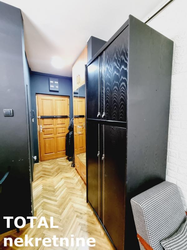 Slika 6 - Stan,NOVI SAD,GRBAVICA,kv: 29.00, € 110000, ID: 1099940