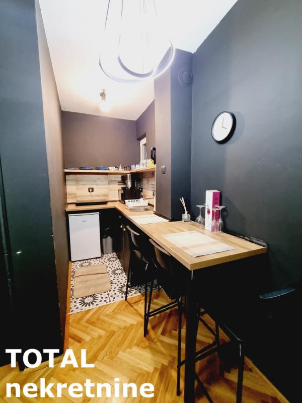 Slika 4 - Stan,NOVI SAD,GRBAVICA,kv: 29.00, € 110000, ID: 1099940