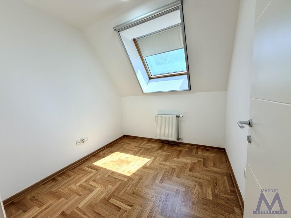Slika 8 - Stan,NOVI SAD,CENTAR,kv: 47, € 150000, ID: 1019410