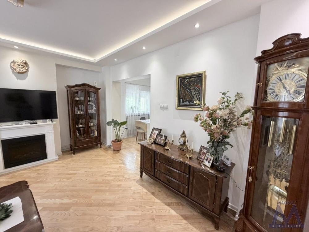 Slika 2 - Stan,NOVI SAD,TELEP,kv: 79, € 179000, ID: 1019411