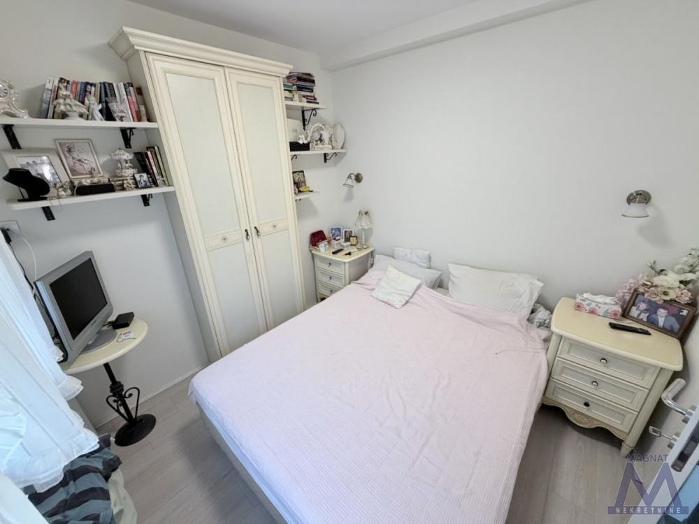 Slika 10 - Stan,NOVI SAD,TELEP,kv: 79, € 179000, ID: 1019411