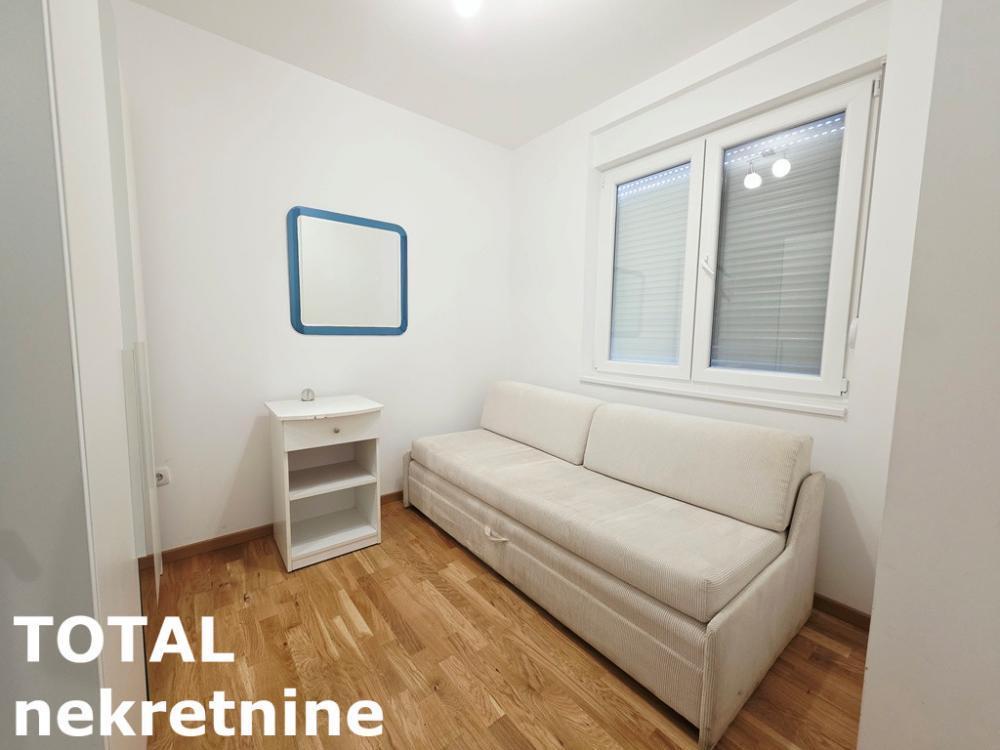 Slika 4 - Stan,NOVI SAD,ADICE,kv: 33.00, € 80000, ID: 1102907