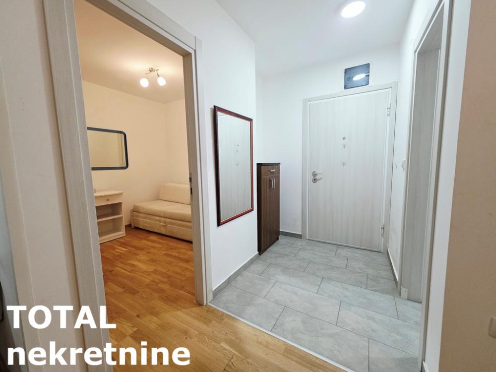 Slika 8 - Stan,NOVI SAD,ADICE,kv: 33.00, € 80000, ID: 1102907