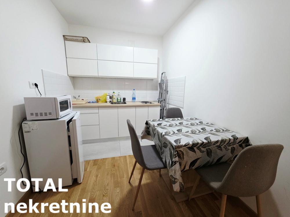Slika 3 - Stan,NOVI SAD,ADICE,kv: 33.00, € 80000, ID: 1102907