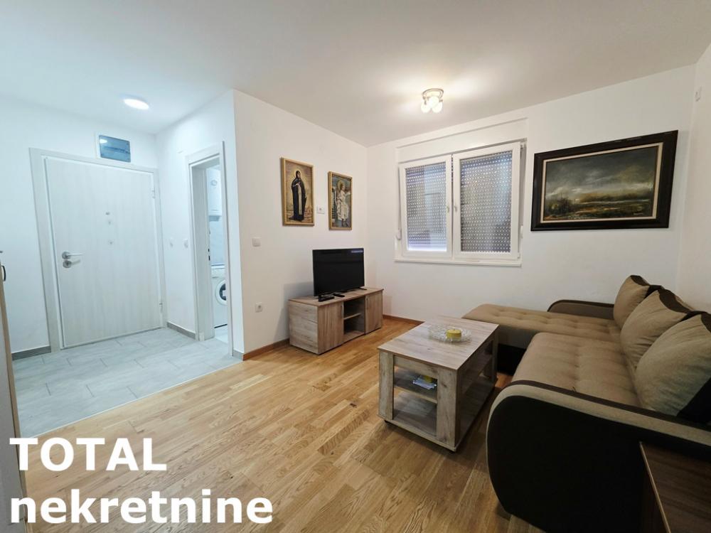 Slika 9 - Stan,NOVI SAD,ADICE,kv: 33.00, € 80000, ID: 1102907
