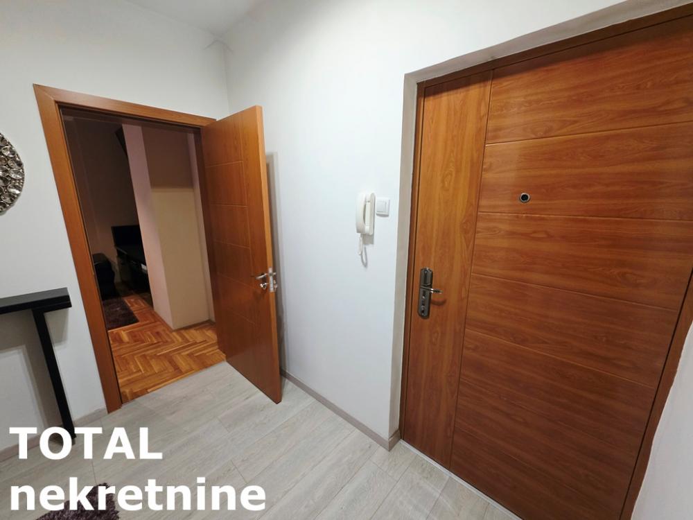 Slika 5 - Stan,NOVI SAD,NOVA DETELINARA,kv: 72.00, € 180000, ID: 1102898