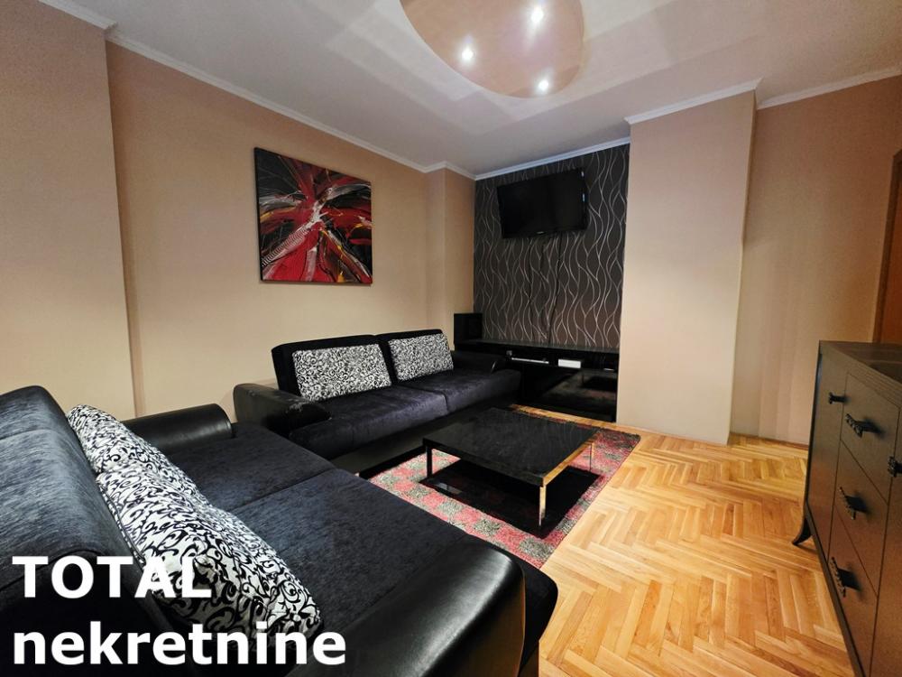 Slika 1 - Stan,NOVI SAD,NOVA DETELINARA,kv: 72.00, € 180000, ID: 1102898
