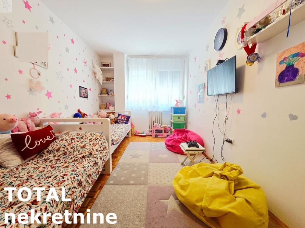 Slika 9 - Stan,NOVI SAD,LIMAN 3,kv: 76.00, € 258000, ID: 1102911