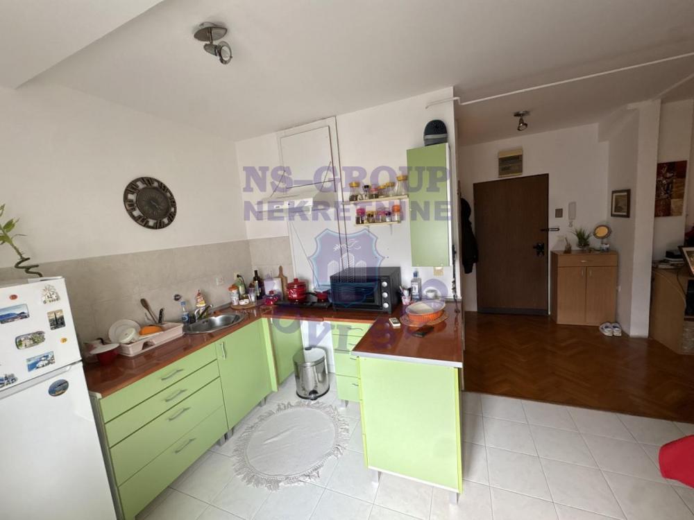 Slika 4 - Jednoiposoban, 41m2, Spens Novi Sad Novi Sad, ima lift