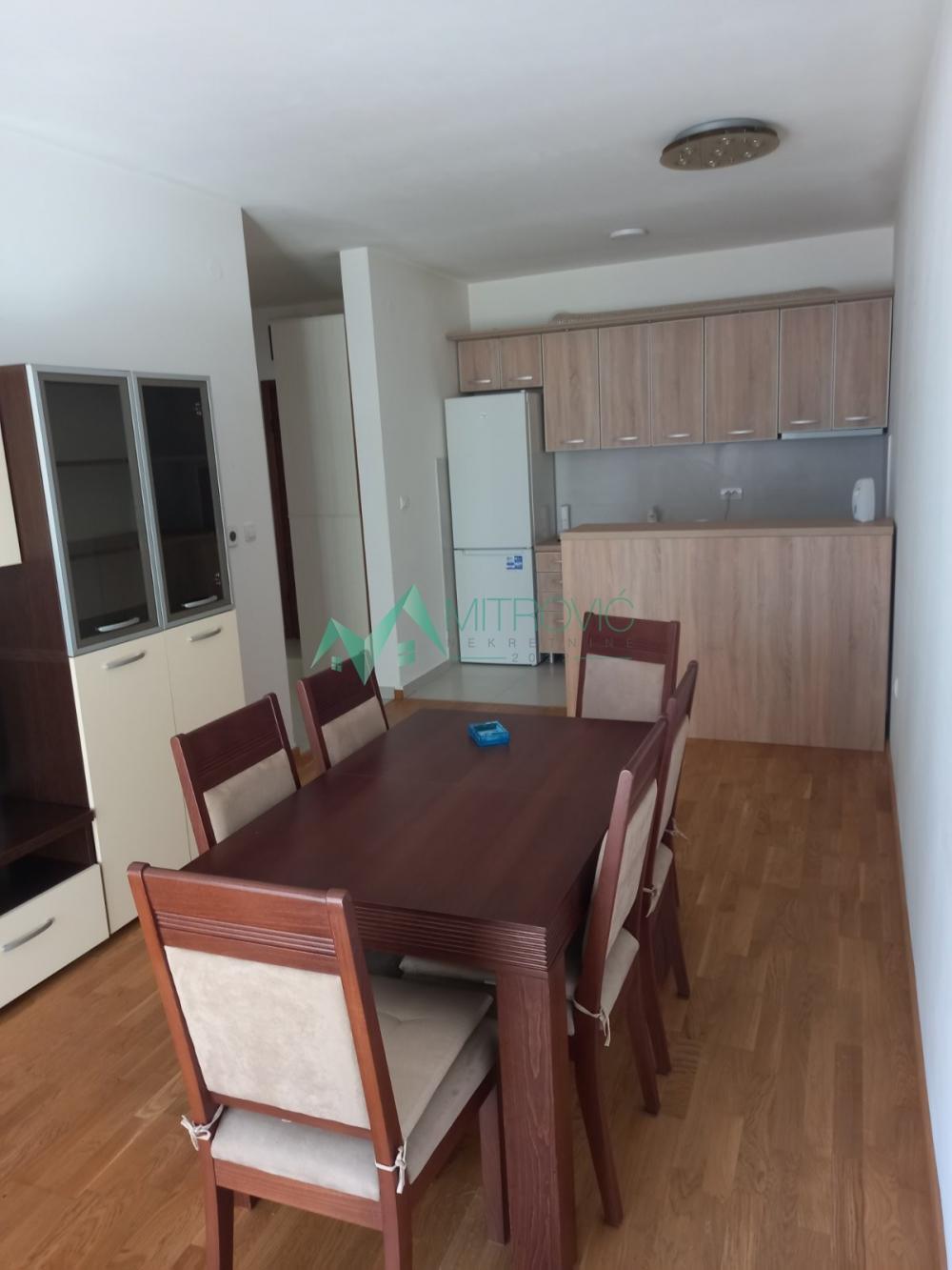 Slika 1 - Moderan kompletno namešten trosoban stan-Bulevar Evrope - izuzetna ponuda (šifra oglasa:1003849)