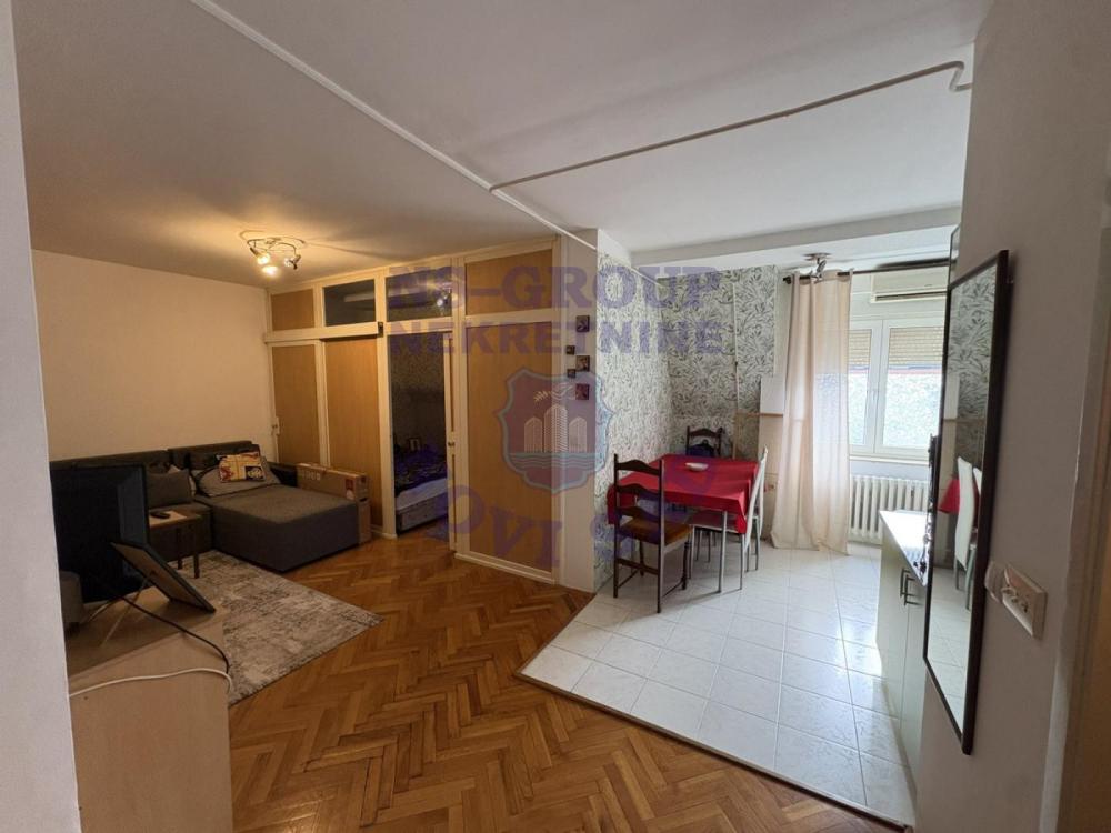 Slika 1 - Jednoiposoban, 41m2, Spens Novi Sad Novi Sad, ima lift