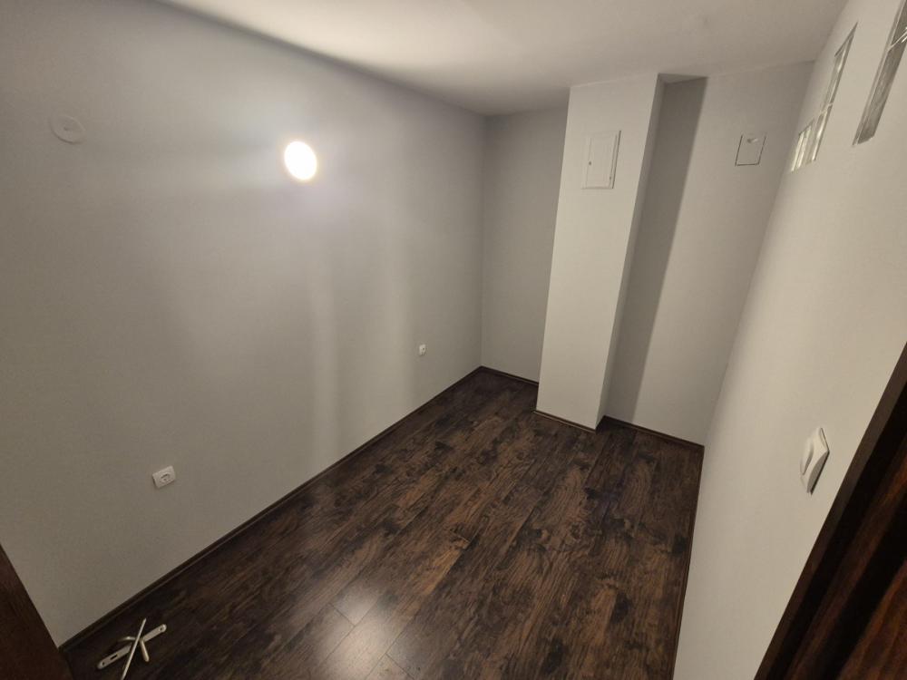 Slika 5 - Stan,NOVI SAD,NOVI BULEVAR,kv: 82.00, € 123600, ID: 1059602