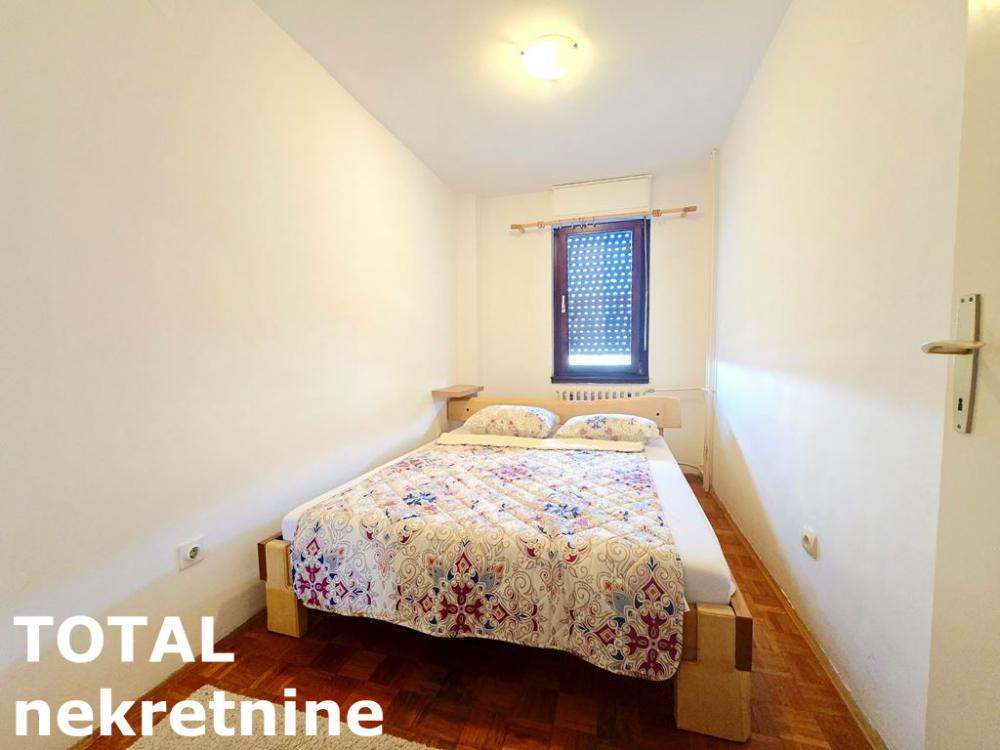 Slika 5 - Stan,NOVI SAD,BULEVAR,kv: 54.00, € 165000, ID: 1102906