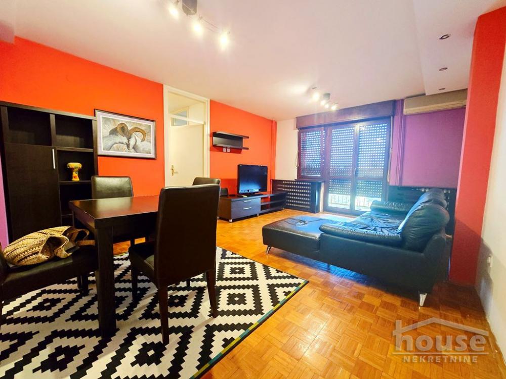 Slika 2 - Stan,NOVI SAD,BULEVAR,kv: 54.00, € 165000, ID: 1066060