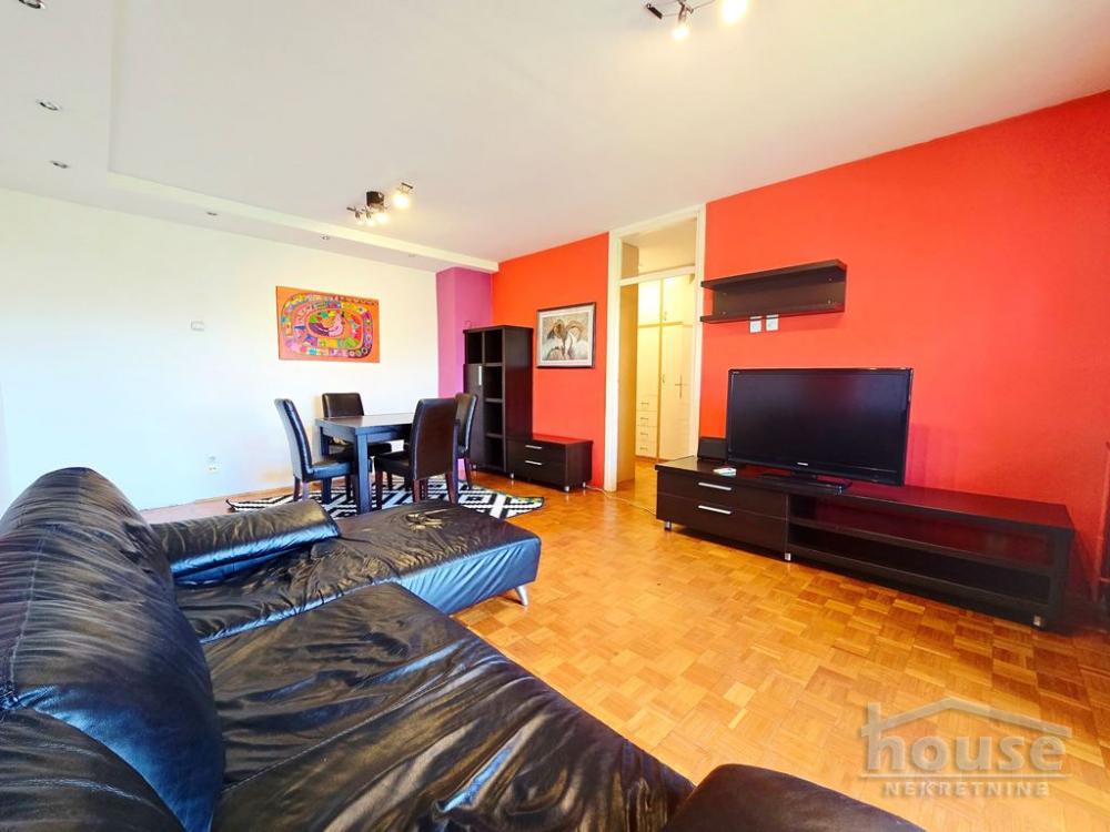 Slika 1 - Stan,NOVI SAD,BULEVAR,kv: 54.00, € 165000, ID: 1066060
