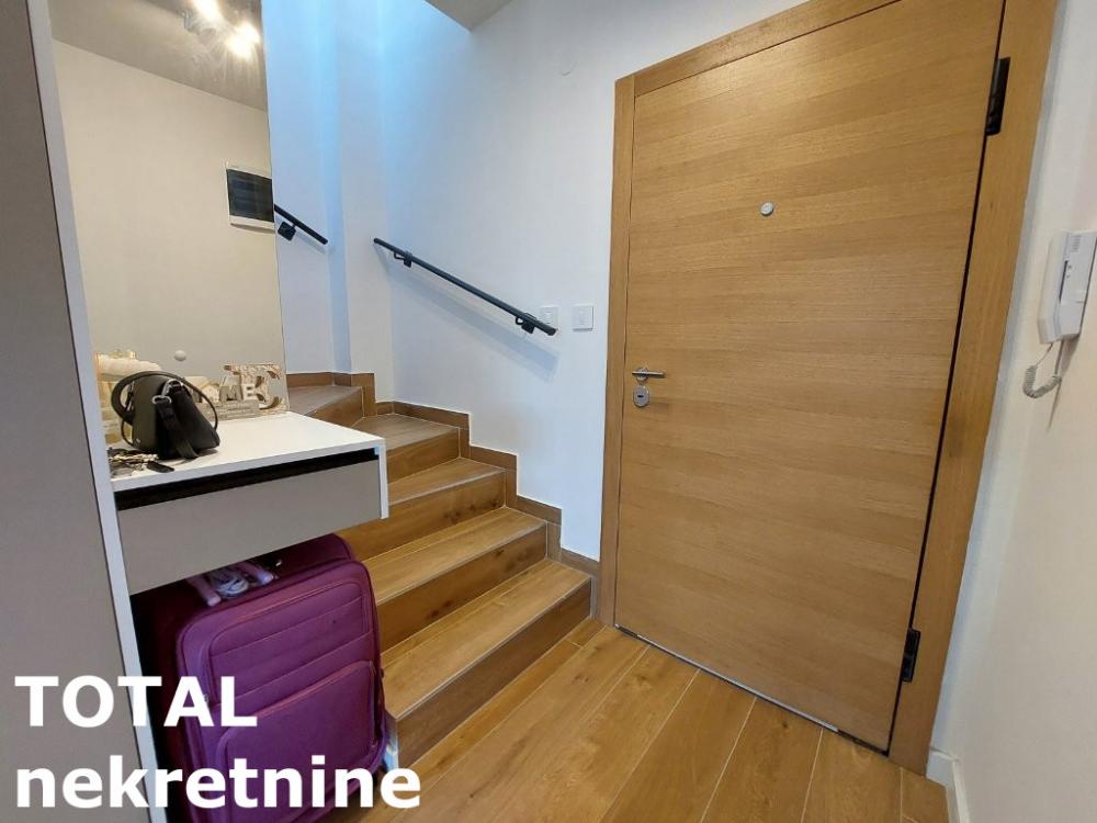 Slika 11 - Stan,NOVI SAD,TELEP,kv: 89.00, € 285000, ID: 1102889